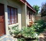 The Lilypad Bed and Breakfast, OR Tambo International